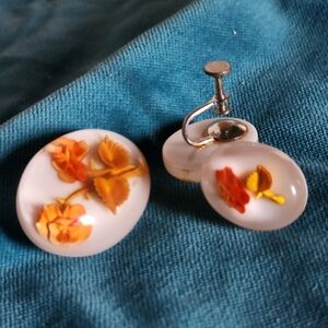 Vintage Lucite Floral Brooch & Screw-On Earrings